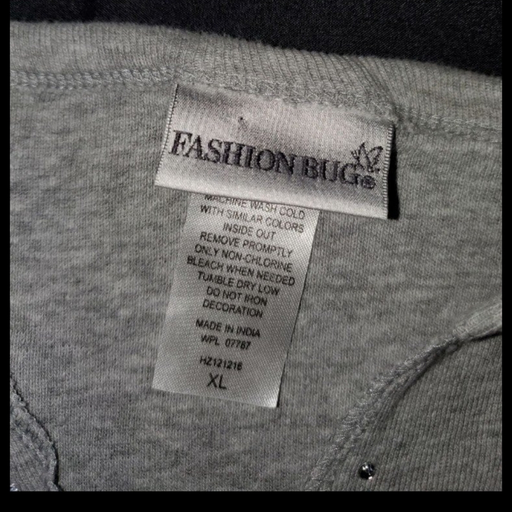 Fashion Bug Vintage Y2K 2000s Tank Top with Butterfly Rhinestones Detail XL - Picture 4 of 6